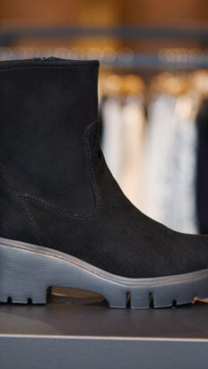 Unisa boots jofo black