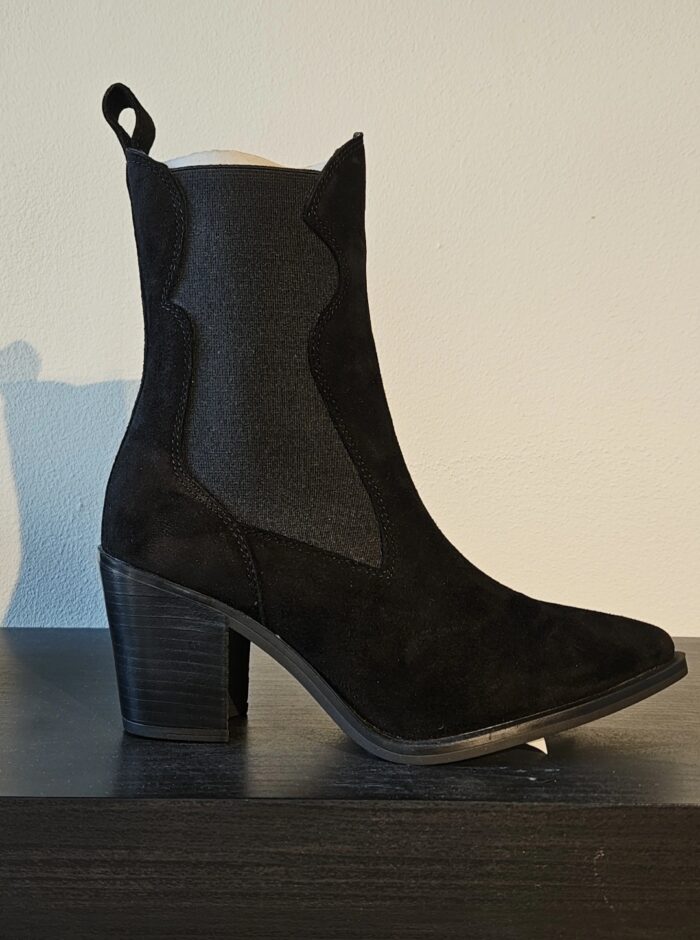 Unisa Maple boots black