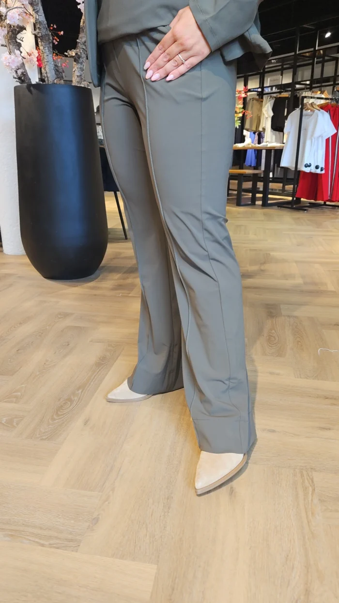 Triple nine Broek flared army green