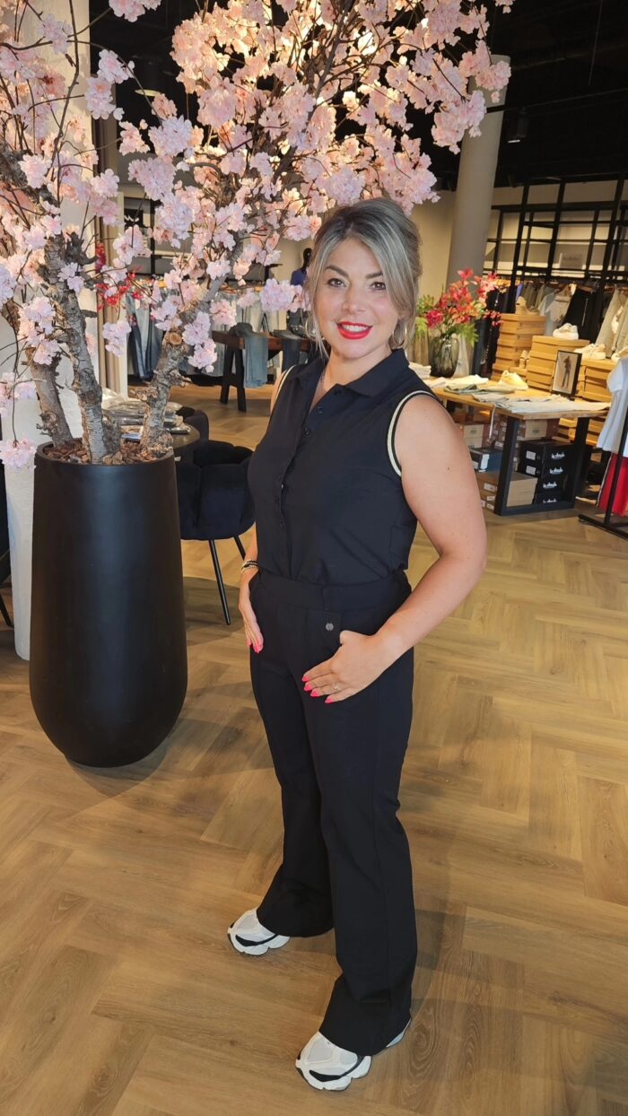 Triple Nine broek flared zwart