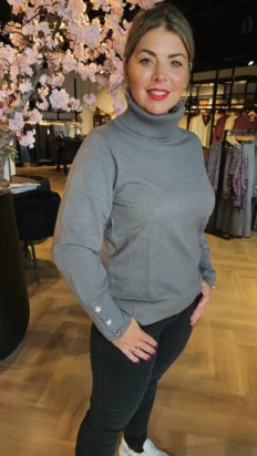 Revore Yara grey trui