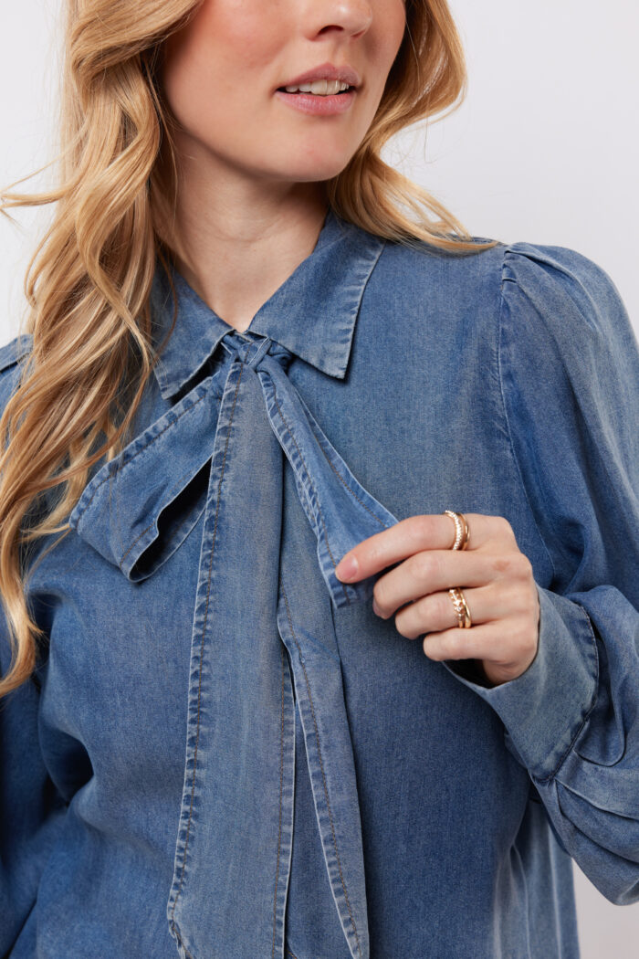 C&S Lissa blouse denim - Afbeelding 3