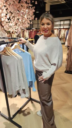 Triple Nine glitter trui beige