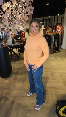 Senorita trui met hartjes mandarijn