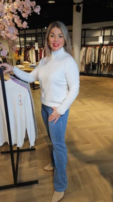 Senorita Turtle col off white