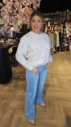 Lesley trui met blauwe hartjes
