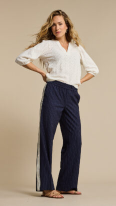 Red Button Top Ajour offwhite