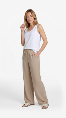 C&S Tale top off white